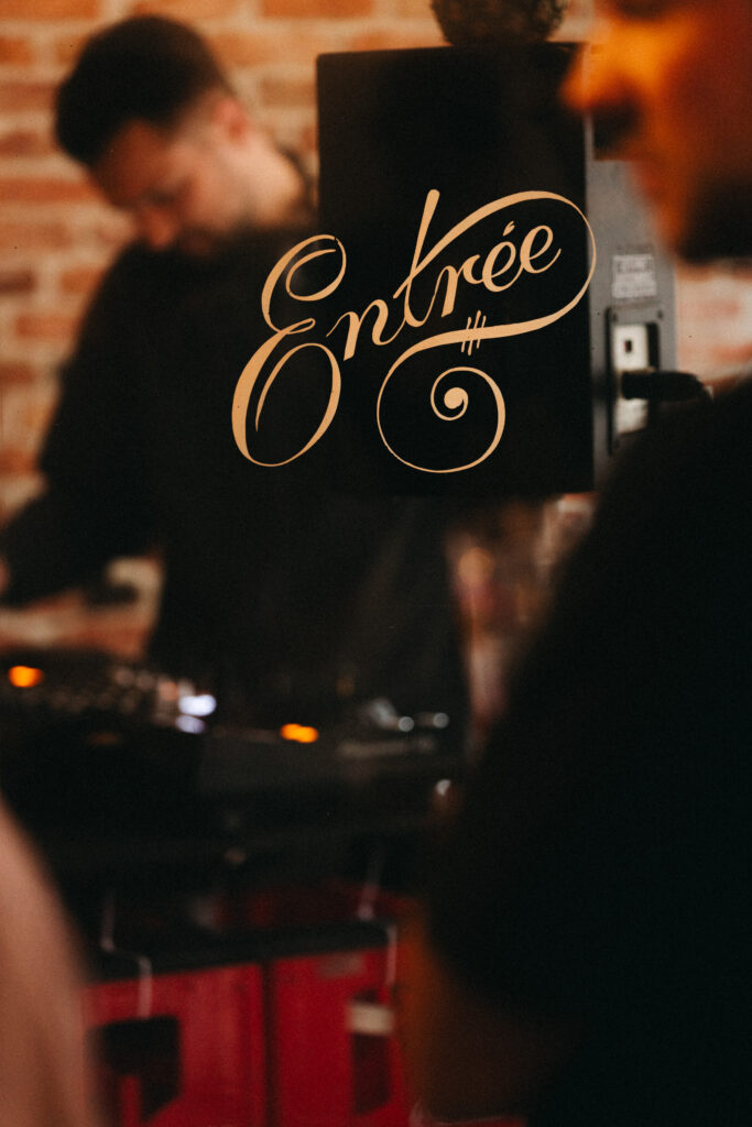 SOTTO PIZZA PINEAPPLE PROJECT EP1 00004