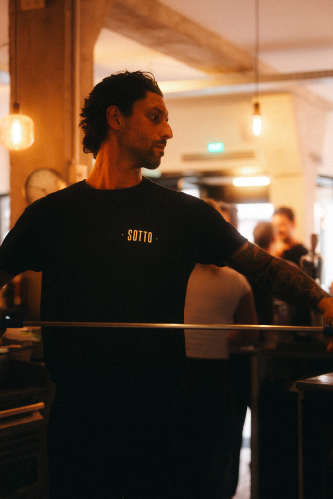 SOTTO PIZZA PINEAPPLE PROJECT EP1 00005